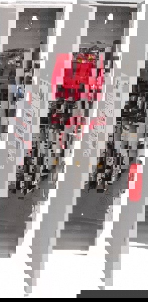 Safety Switch: NEMA 1, 60 Amp, Fused